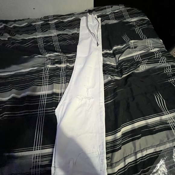 Rockstar Jeans!! BRAND NEW WITH TAGS!! - Picture 3 of 5